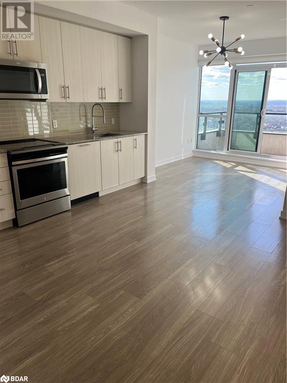 Photo principale - 4055 Parkside Village Dr