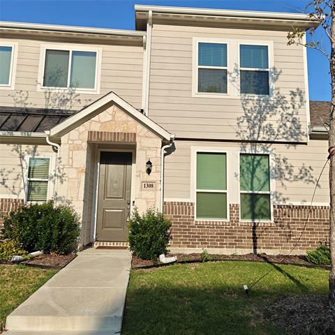 Foto principal - 1308 Creekbank Dr