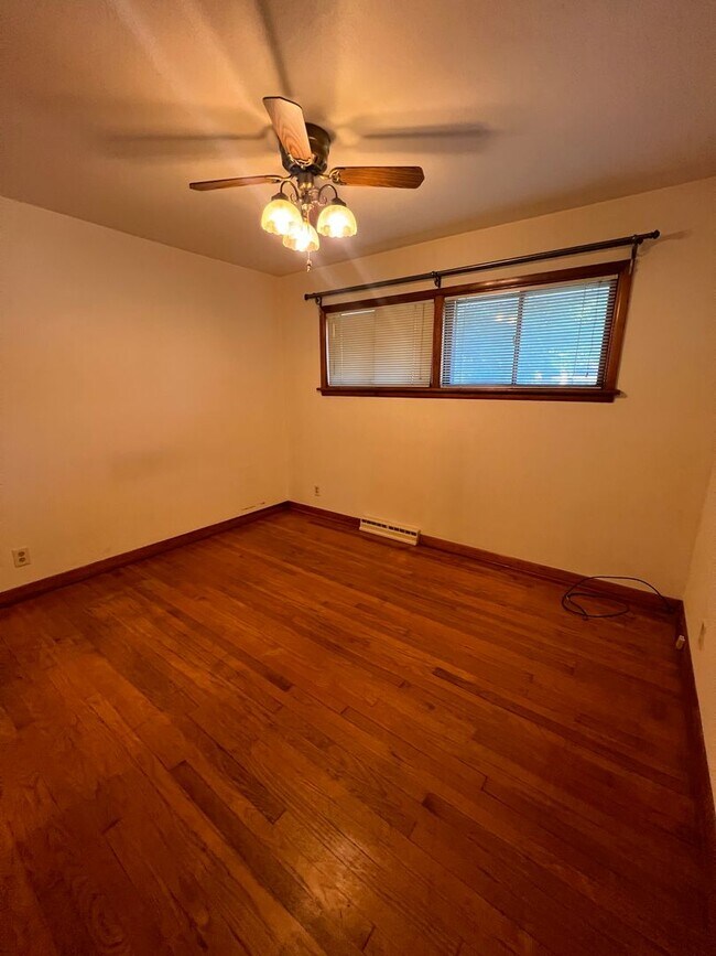 Foto del edificio - Indian Hills 3 Bedroom 1.5 Bath