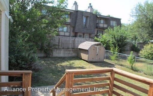 Building Photo - 2025 Shirley Ln