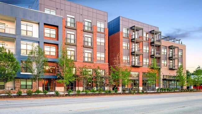 Building Photo - The Baxter