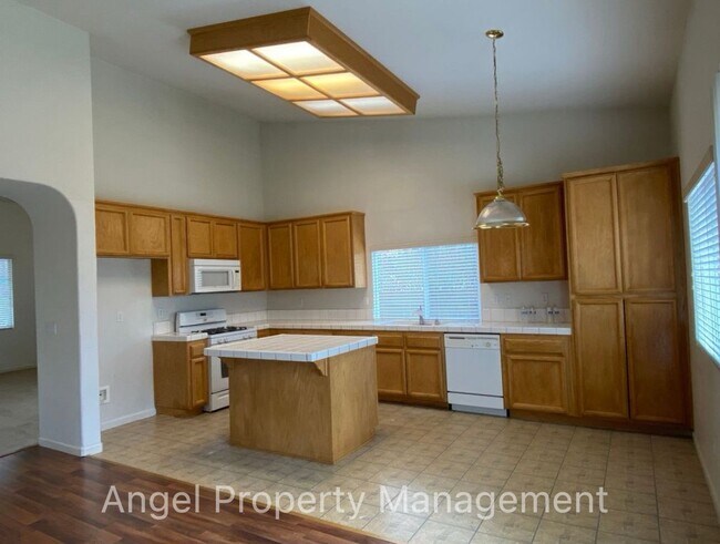 Building Photo - 5955 Travo Way