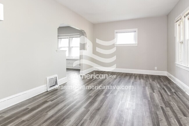 Foto del edificio - 1192 Sherman St