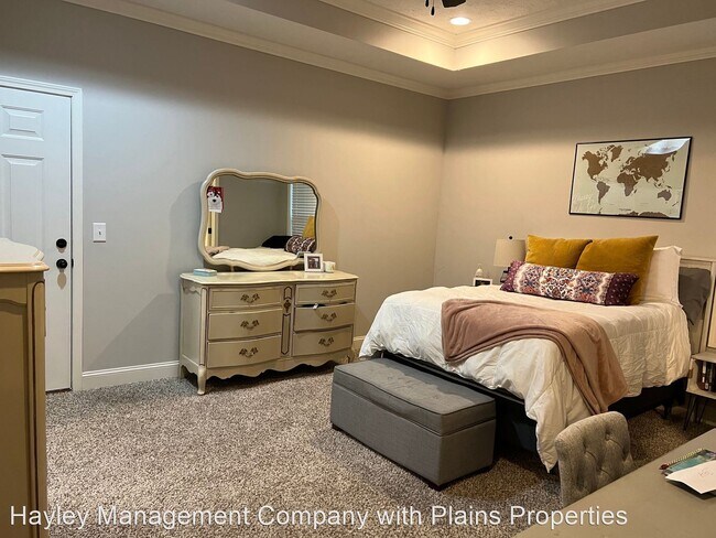 Foto del edificio - 4 br, 3 bath House - 684 Meagan Court