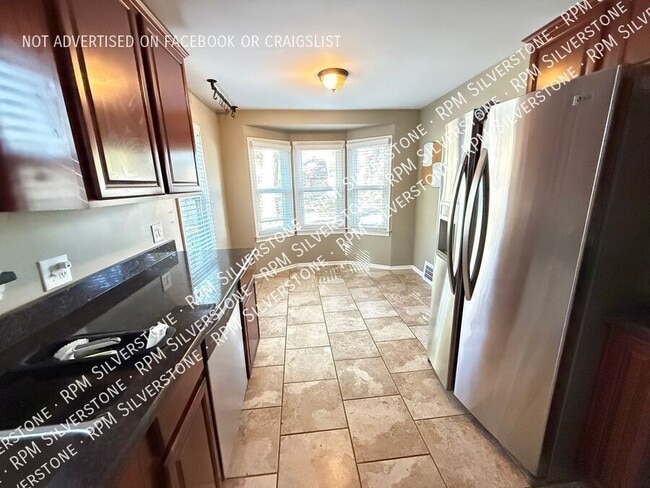 Building Photo - 2664 Tyler-