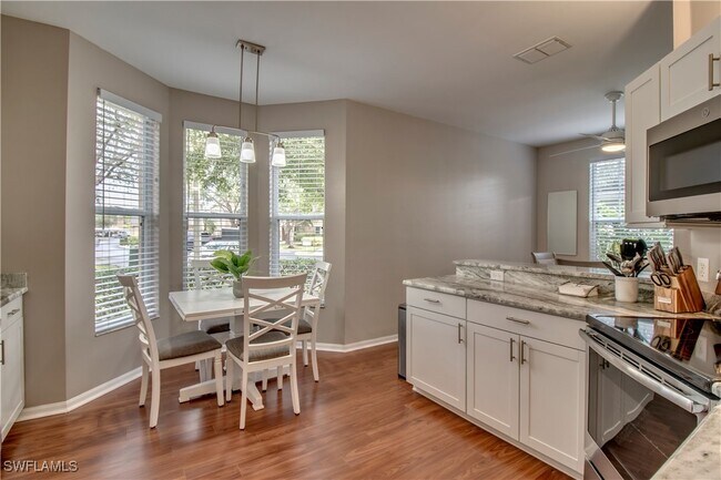 Building Photo - 14560 Daffodil Dr