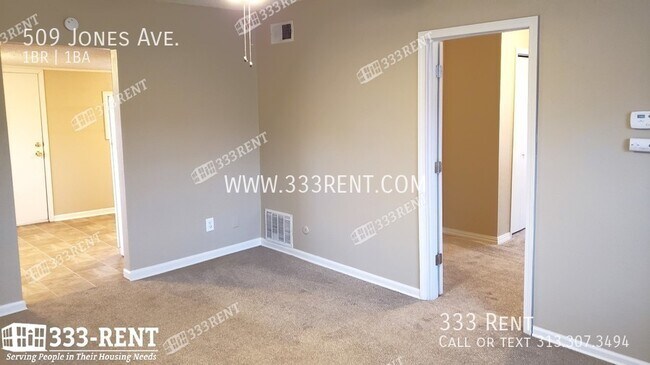 Foto del edificio - Perfect house near downtown Grandview
