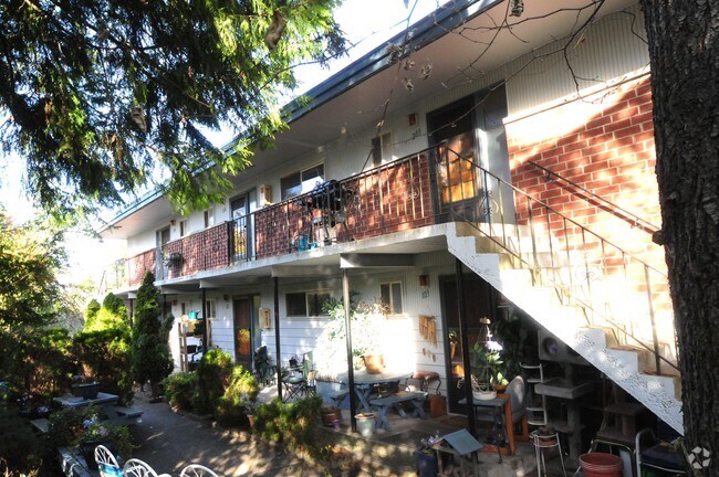 Foto del edificio - Lorheim Apartments