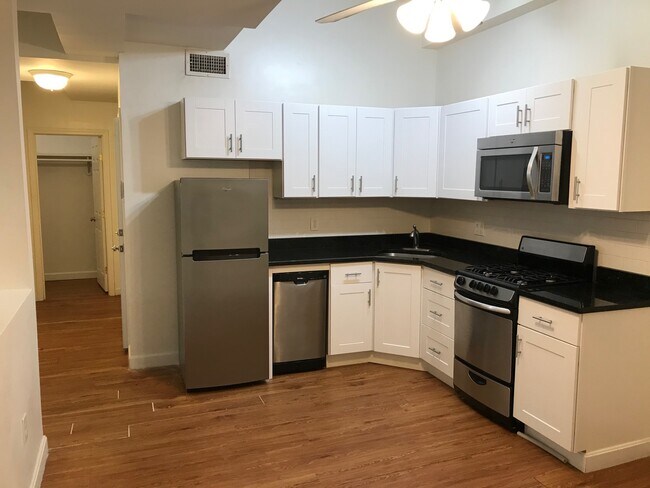 Foto del edificio - 103 Hemenway St