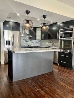 Cocina de concepto abierto - 500 Three Islands Blvd
