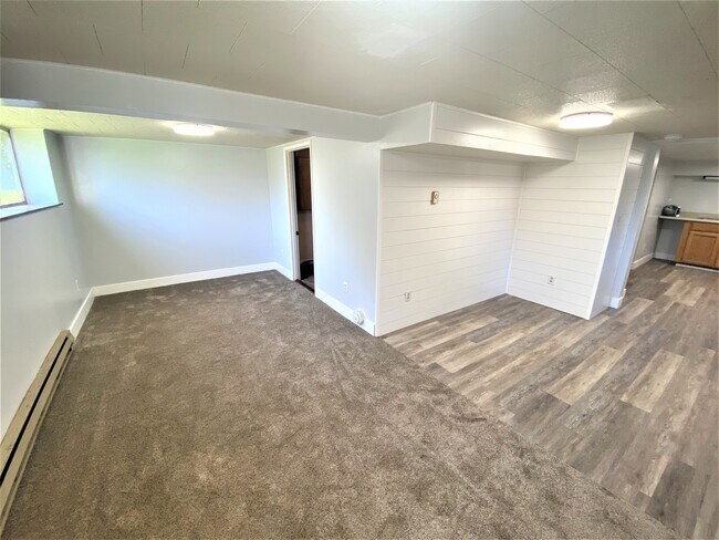 Foto del edificio - 1408 Burwell St