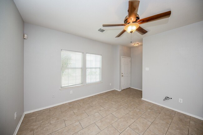 Foto del edificio - 20525 Patriot Park Ln