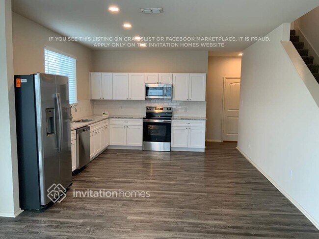 Foto del edificio - 2820 Englefield Green Dr