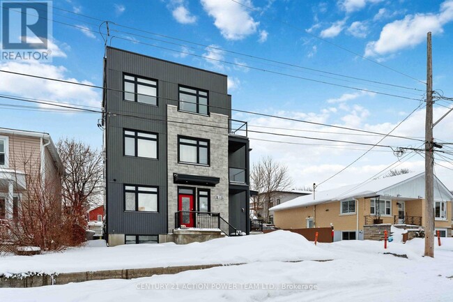 Building Photo - 280 Lévis Ave