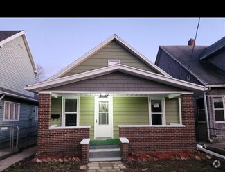 Building Photo - 2424 Valentine St