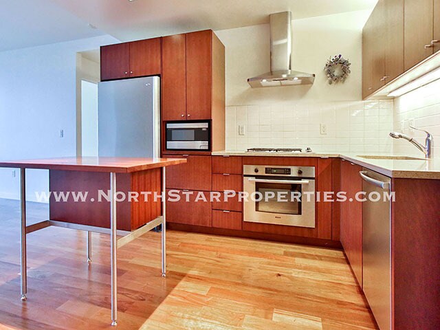 Foto del edificio - Beautiful Meriweather Condo with Spectacular Views