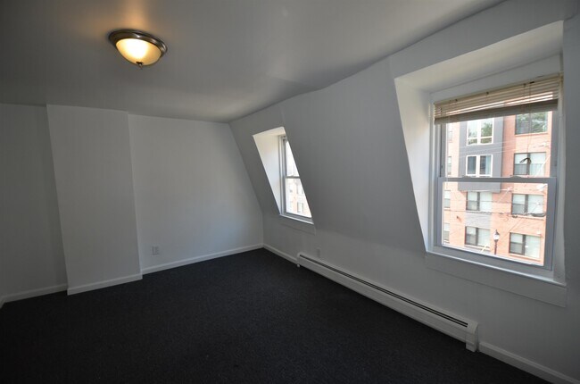 Foto del edificio - 30 Yale Ave