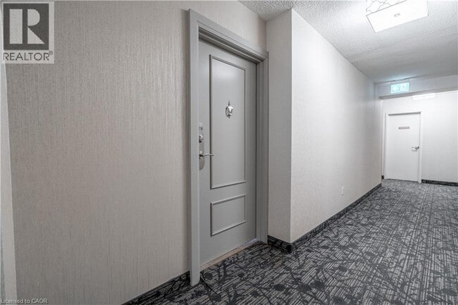 Building Photo - 500 Green Rd