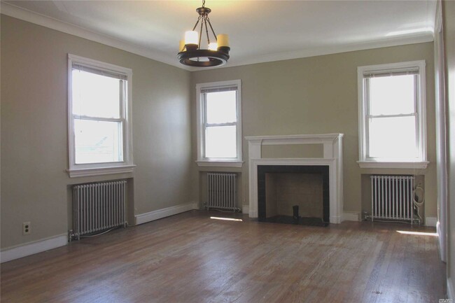 Building Photo - 96 Verbena Ave