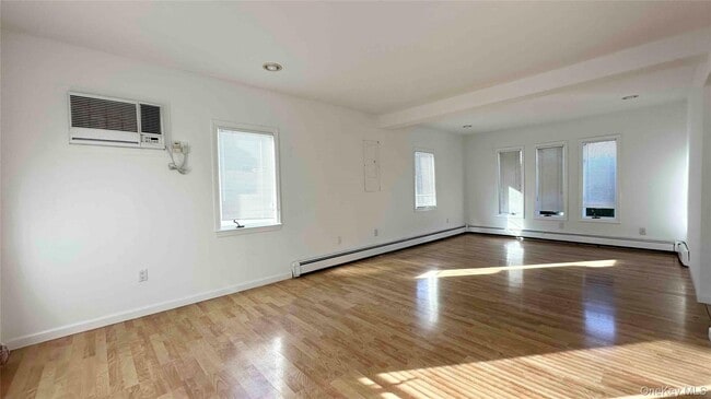 Foto del edificio - 34 Marksman Ln