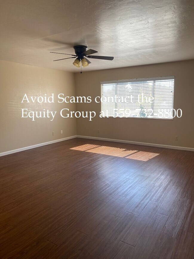 Building Photo - Tulare home coming available Mid -January!