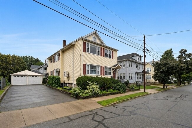 Building Photo - 152-154 Palmer Street Unit 2