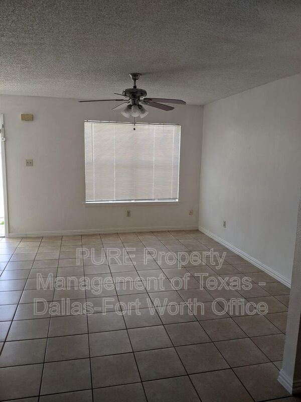 Photo - 901 S Mesquite B Townhome
