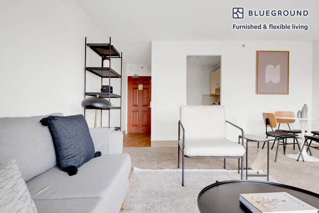 Building Photo - 270 Babcock St