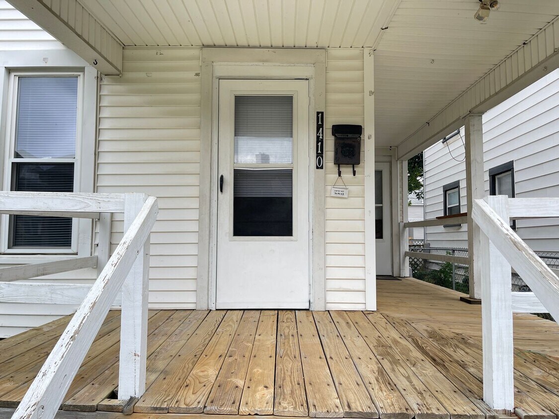 Primary Photo - 1410 Phillips Ave