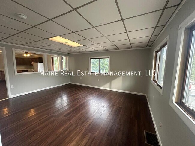 Foto del edificio - 46 Island Ave