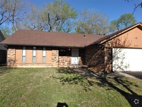 Building Photo - 3117 Big Oak Dr