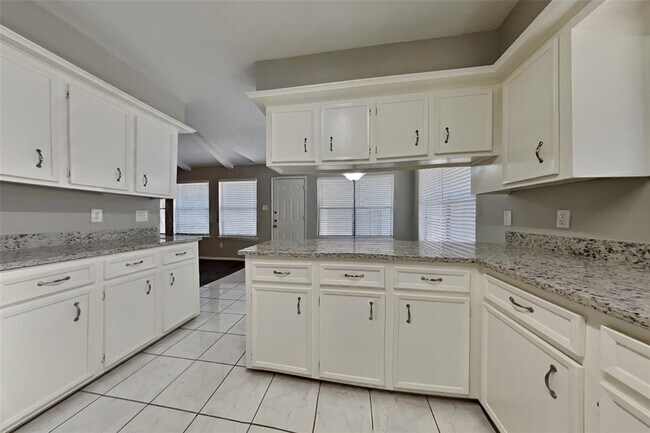 Foto del edificio - 3638 Rolling Terrace Dr