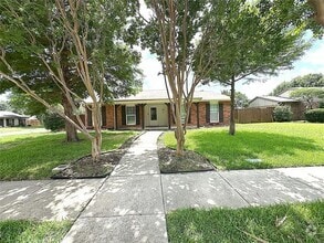 Building Photo - 491 Clear Creek Ln