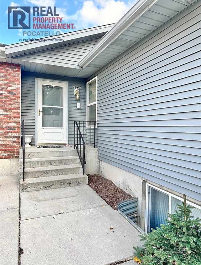 Foto del edificio - 3 Bed 2.5 Bath Twin Home - Double Car Gara...