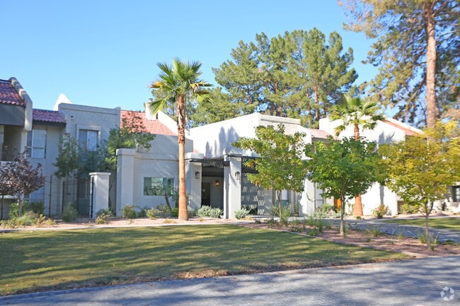 Exterior - Sono Tempe