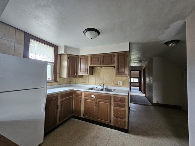 Foto del edificio - 1316 W Indiana Ave