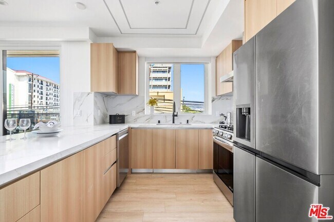 Foto del edificio - 1414 S Beverly Dr