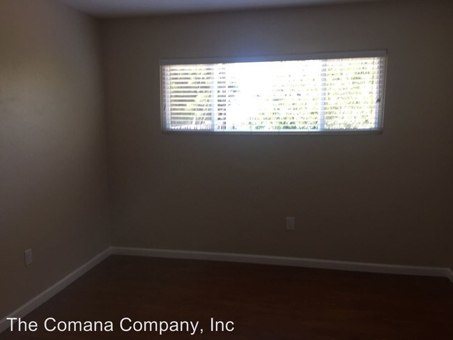 Foto del edificio - 4 br, 2 bath House - 530 Wayne Avenue