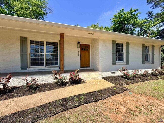 Foto del edificio - 214 Meadowridge Dr