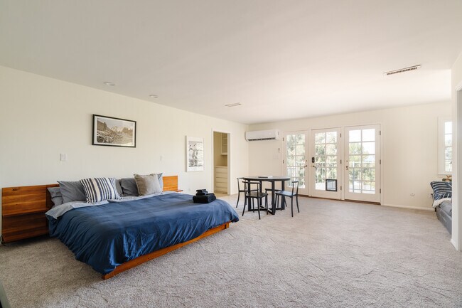 Building Photo - 4737 Abargo St