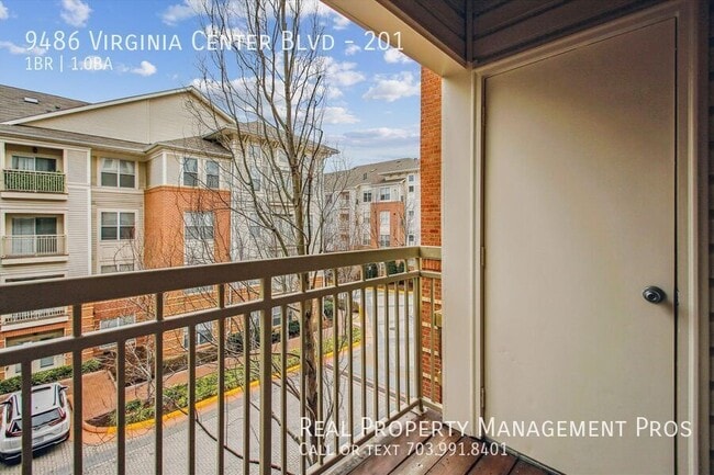 Foto del edificio - 9486 Virginia Center Blvd