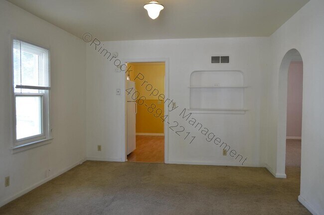 Building Photo - 1103 &amp; 1103 1/2 Sunnyside Ln