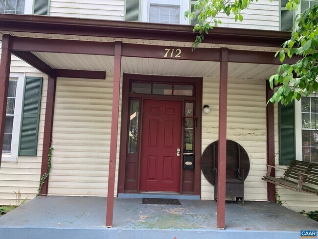 Building Photo - 712 Monticello Ave