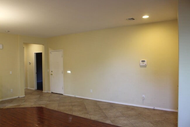 Foto del edificio - Large 4 bedroom home in Power Ranch