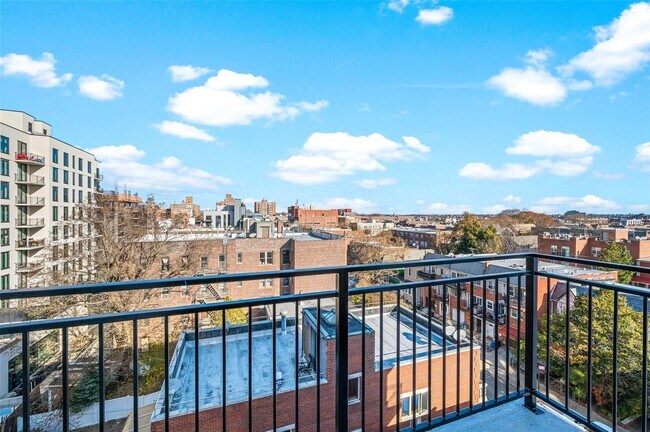 Foto del edificio - 43-34 53rd St