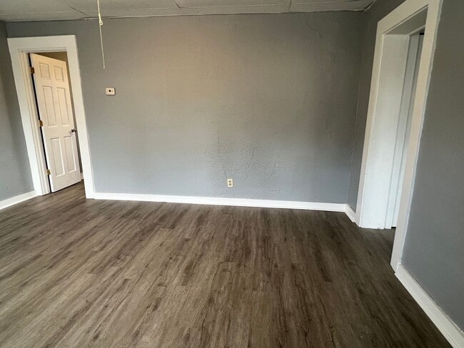 Building Photo - Fountain Square 2 Bed 1 Bath