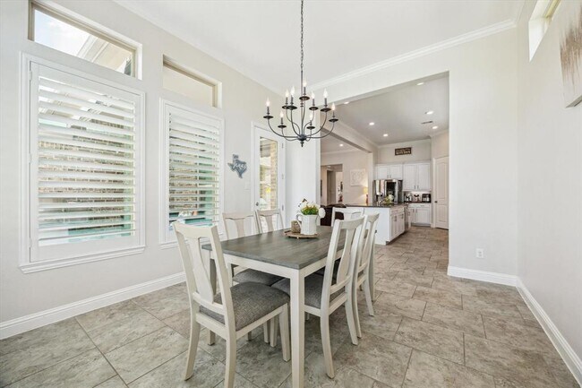 Foto del edificio - 407 Westwood Dr