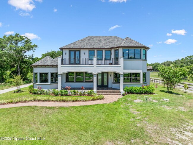 Building Photo - 6725 S Tropical Trail