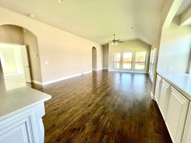 Building Photo - 1509 Bull St