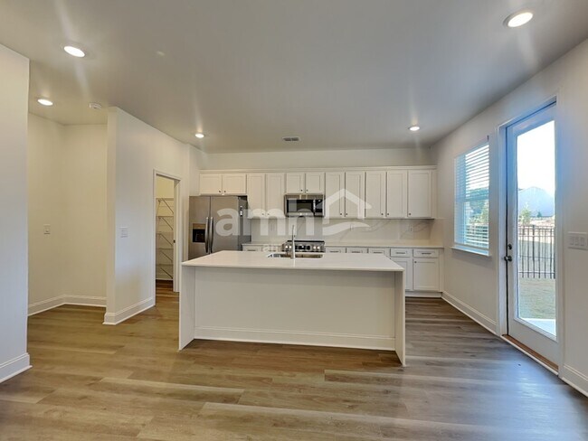 Building Photo - 1548 Aquamarine Dr